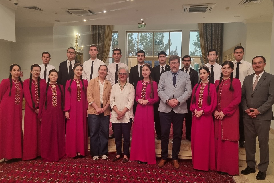 Young leaders and future diplomats in policy simulation