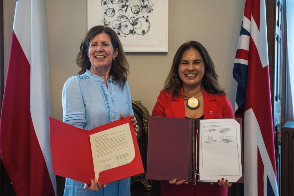 Baroness Chapman, Minister for International Development, Latin America and the Caribbean and Chile's Undersecretary of Foreign Affairs, Gloria de la Fuente González