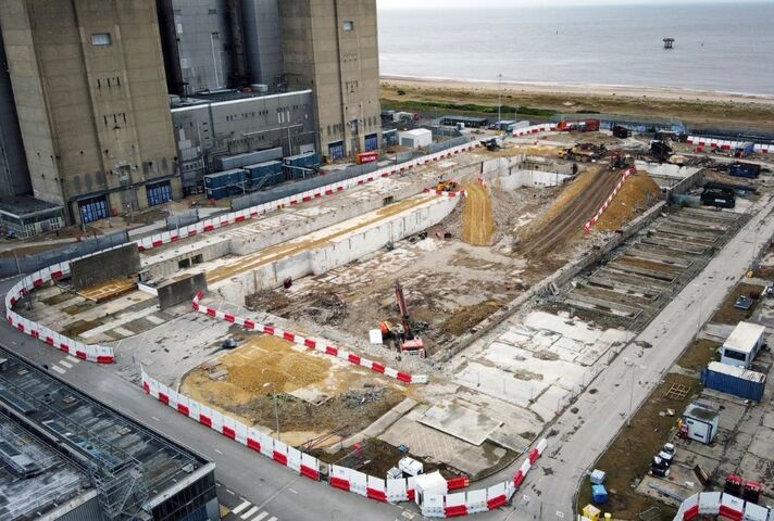 Sizewell A turbine hall completion