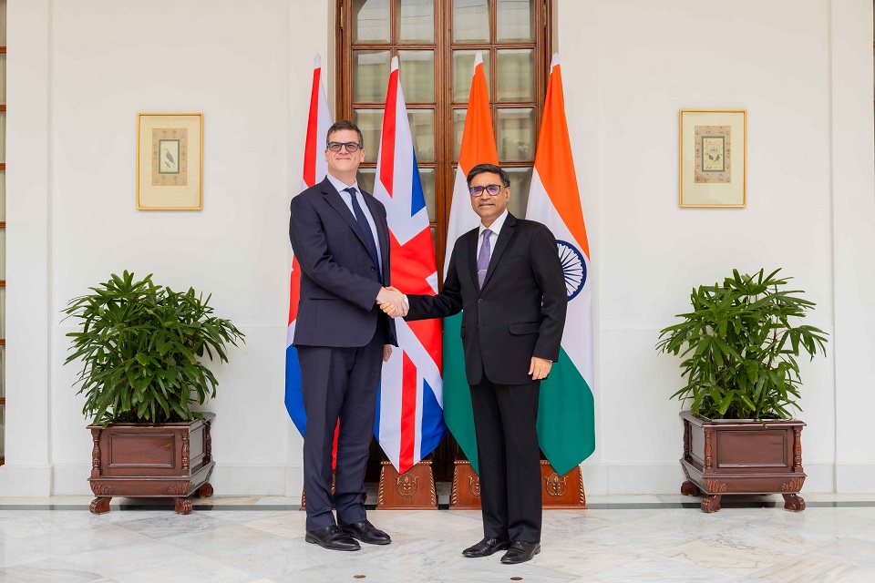 PUS Sir Oliver Robbins in India