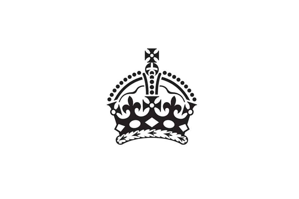 The Tudor Crown – Black and White