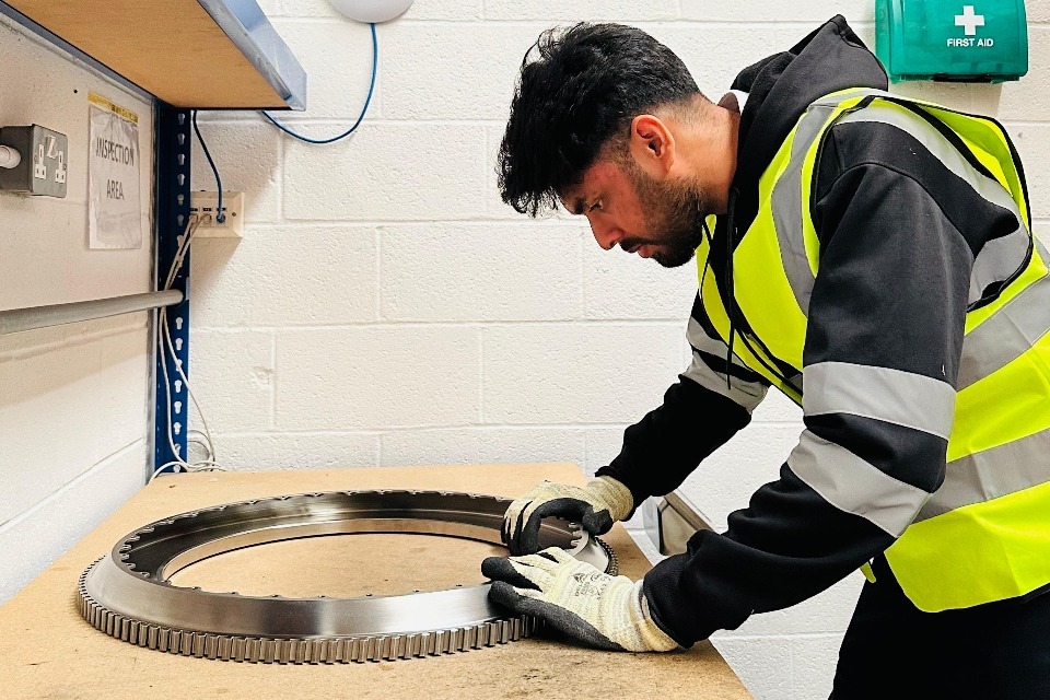 Surrey aviation business soars to new heights with UKEF backing