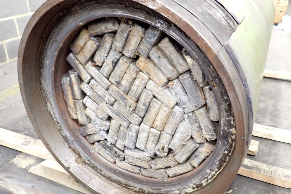 Border Force outsmarts criminal gangs to seize one tonne of cocaine