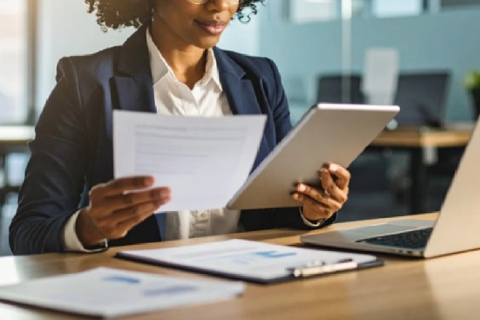 2024 Standard Civil Contract: Notice of Contract Extension