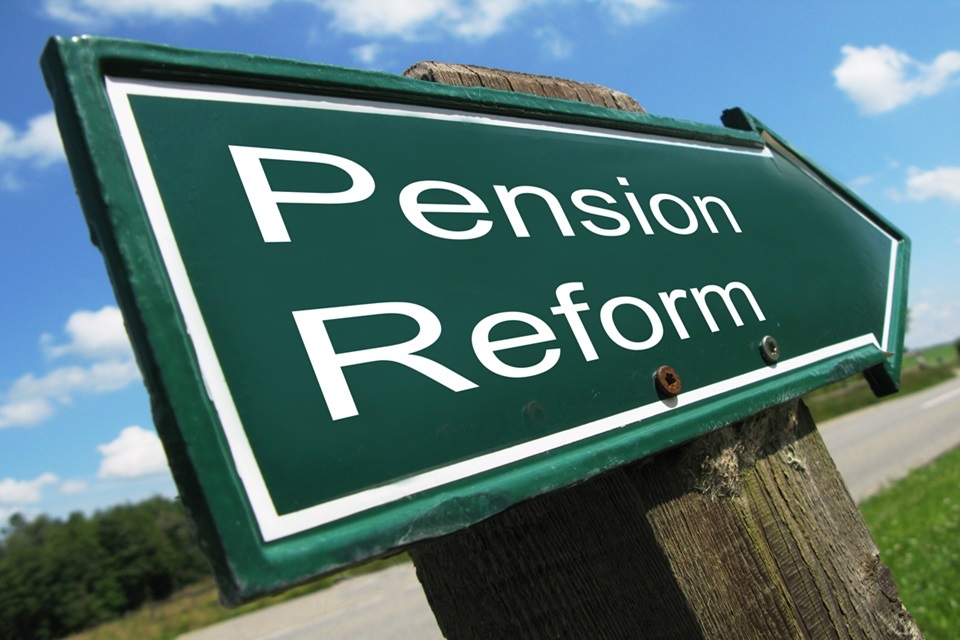 Government strengthens pension protections for outsourced workers