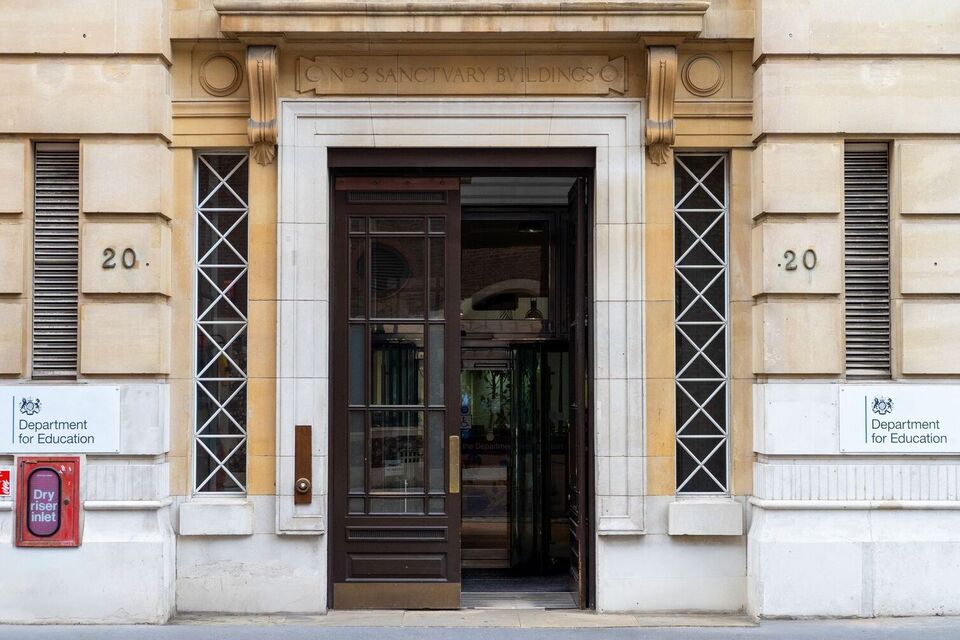 New college support teams to raise standards and drive growth