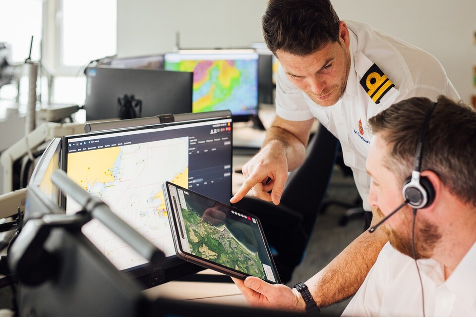 Safety platform closing – how to prepare and stay safe at sea