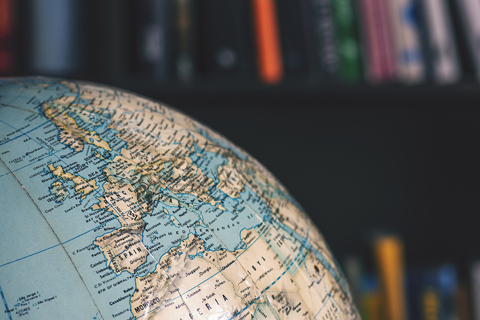 SFO returns £400,000  to victims of global email fraud