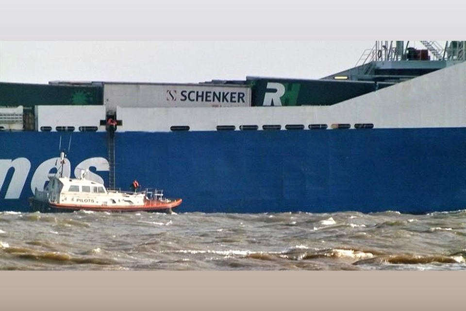 Finnhawk/Humber Saturn_crMichaelLudlow(MarineTraffic.com)