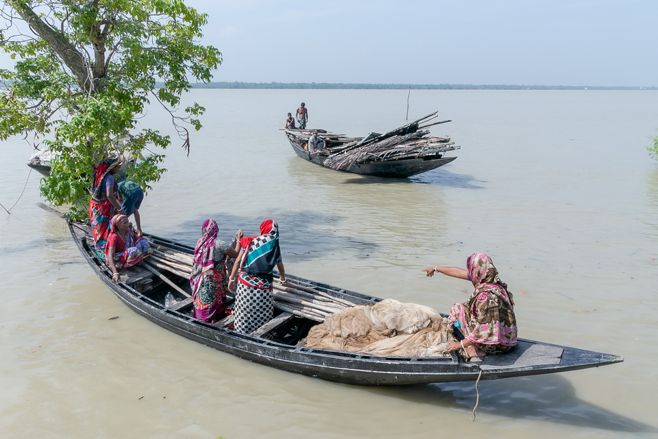 UK leads global efforts to help communities save the ocean and beat poverty