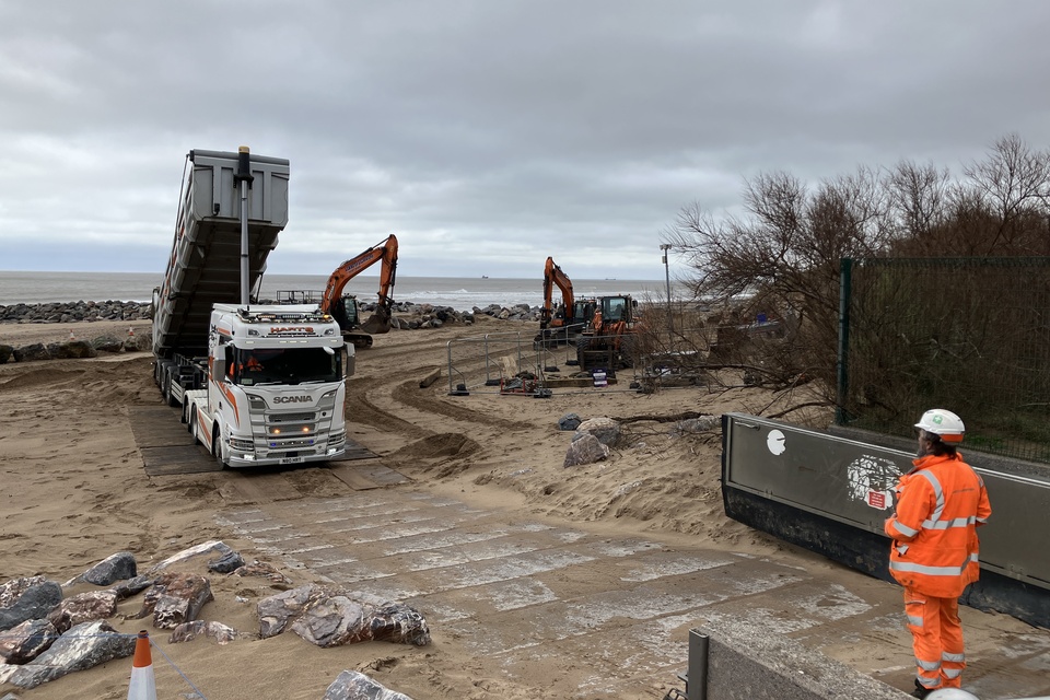 Minehead coastal defences to be strengthened with new rock armour