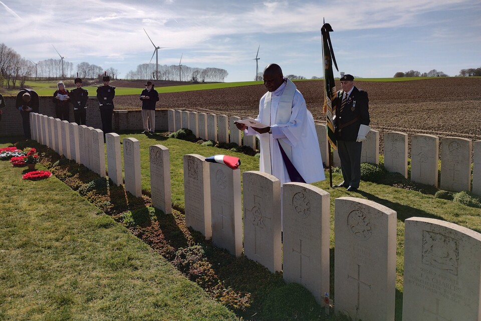 Graves of two Midlands World War 1 soldiers identified in France