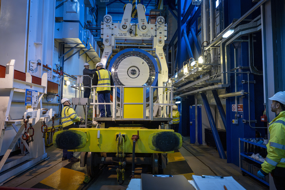 Third and final shipment of vitrified waste from the UK to Germany
