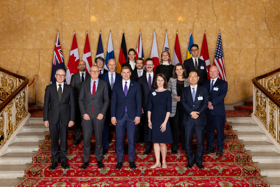 Leading quantum nations to boost cooperation following UK summit