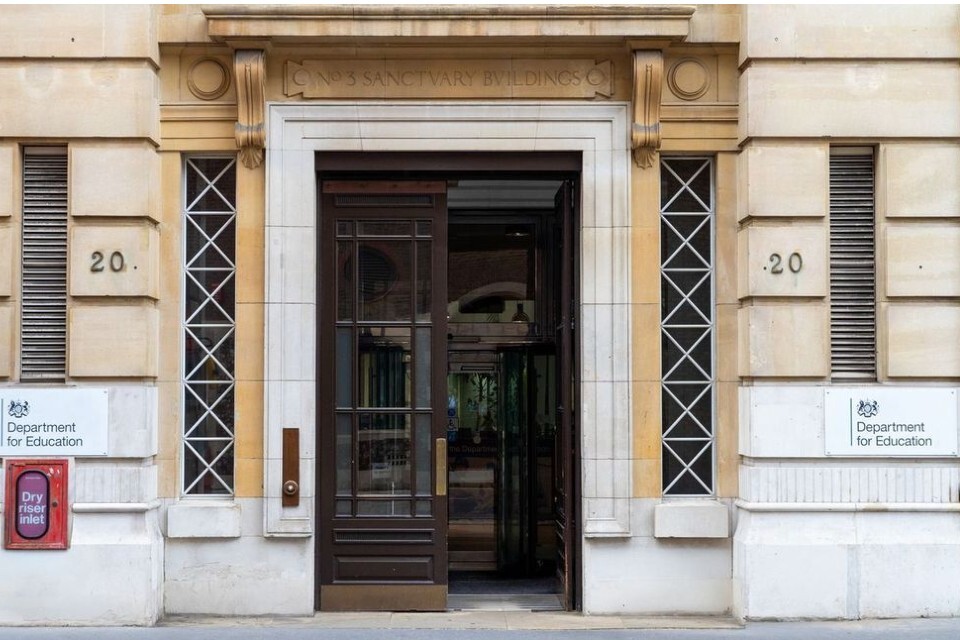 Government scraps high-sugar food from school menus  