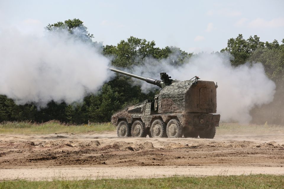 Next generation remote controlled artillery systems to transform British Army