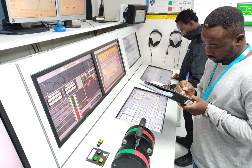 First training course for electric-propelled vessels gains Maritime and Coastguard Agency seal of approval 