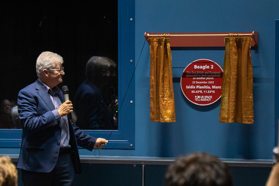 Britain’s once lost Mars lander gets its place in history with plaques at locations across the UK