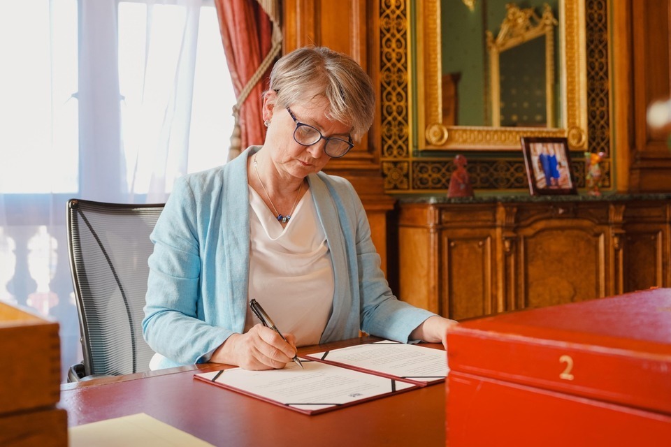 World’s ocean to be better protected as UK ratifies landmark treaty