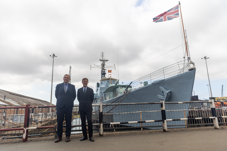 Safe removal of masts from historic WWII shipwreck carrying wartime explosives begins