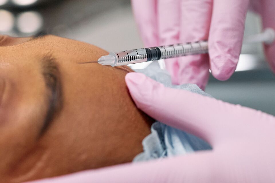 Updated warnings for botulinum toxin products following rare cases of botulism